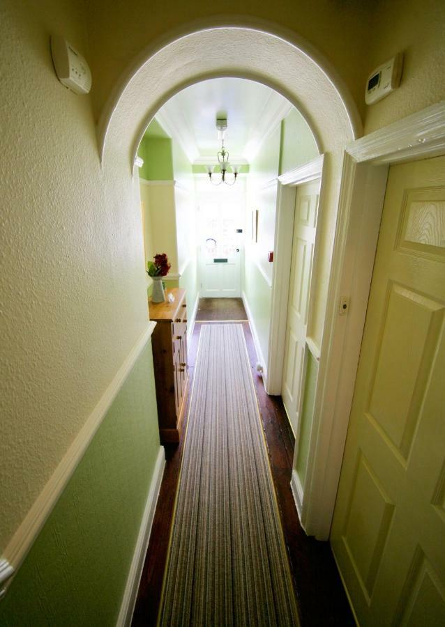 Fellview Guest House Боунес он Уиндърмиър Екстериор снимка